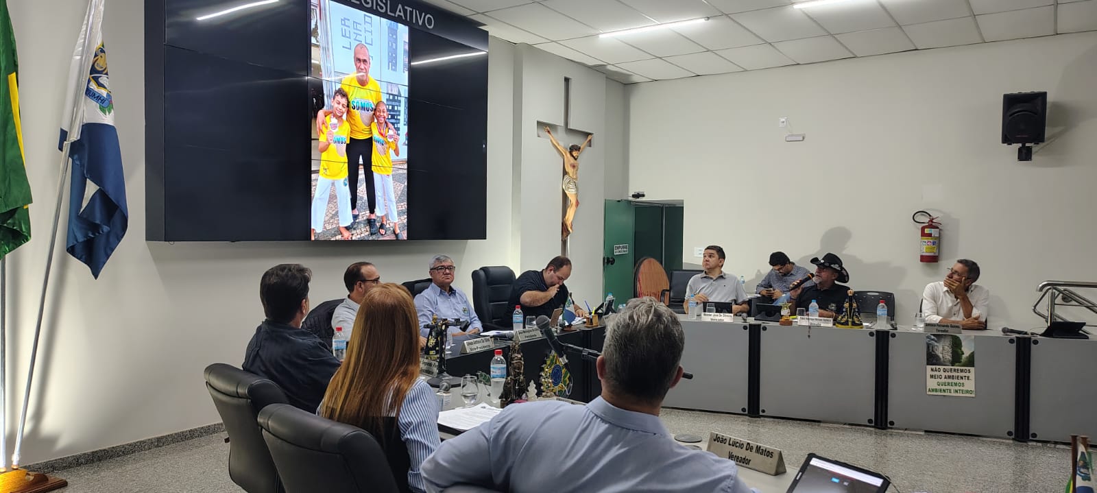 17ª SESSÃO ORDINÁRIA DEBATE PROJETOS E REQUERIMENTOS DE INTERESSE DA POPULAÇÃO