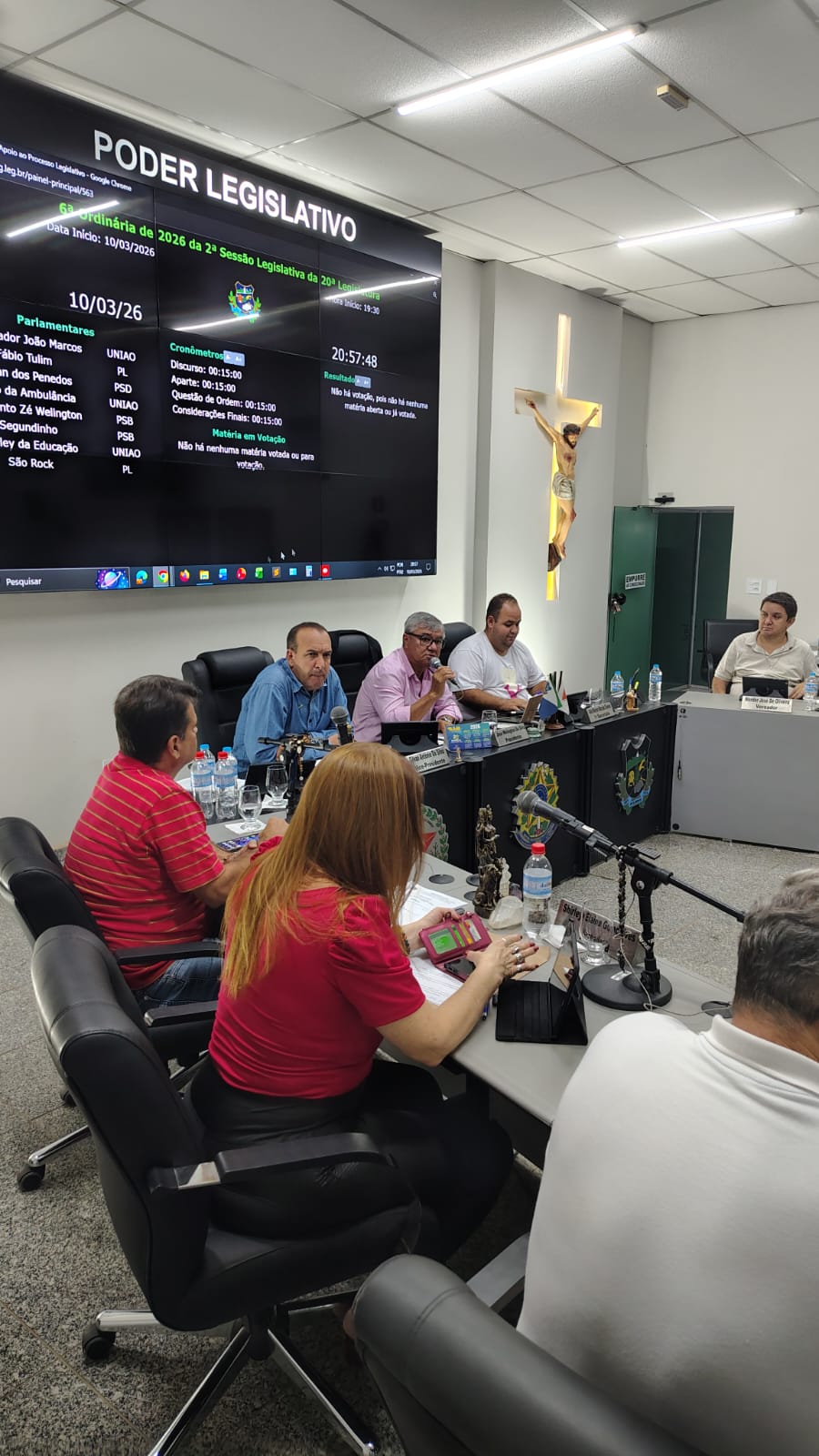 6ª SESSÃO ORDINÁRIA DA CÂMARA DE PIUMHI APROVA PROJETOS, REQUERIMENTOS E MOÇÃO DE RECONHECIMENTO