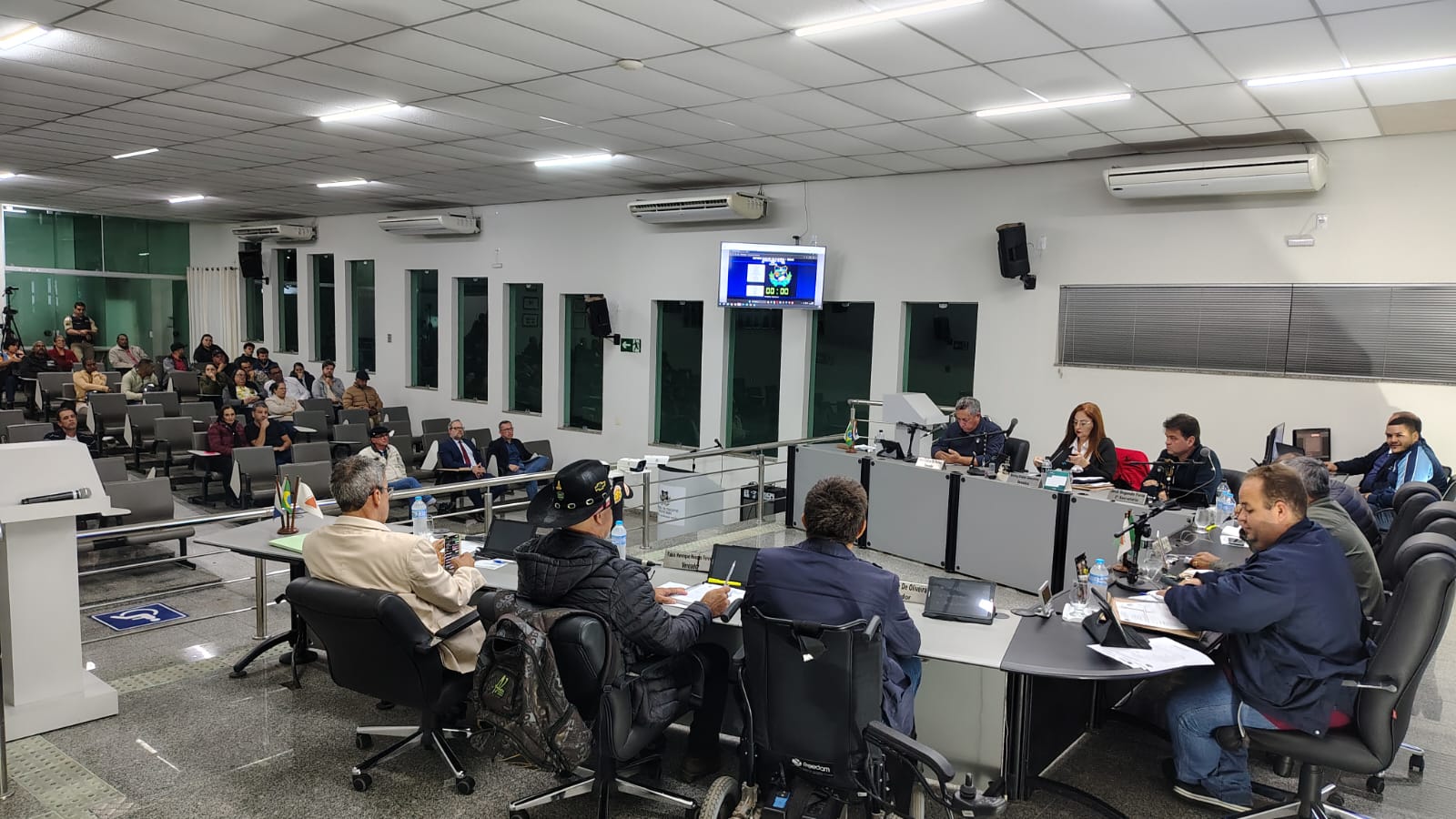 CÂMARA DISCUTE MUDANÇAS NO  CÓDIGO DE OBRAS RELACIONADAS À INSTALAÇÃO DE POSTOS DE COMBUSTÍVEIS