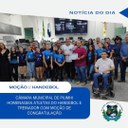 CÂMARA HOMENAGEIA ATLETAS DO HANDEBOL E TREINADOR COM MOÇÃO DE CONGRATUALAÇÃO