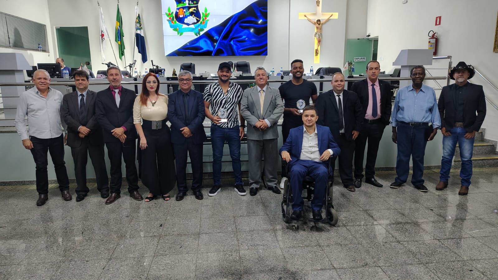 CÂMARA REALIZA 1ª OUTORGA DO TROFÉU “ARILDO GONÇALVES – ARTISTA DESTAQUE”
