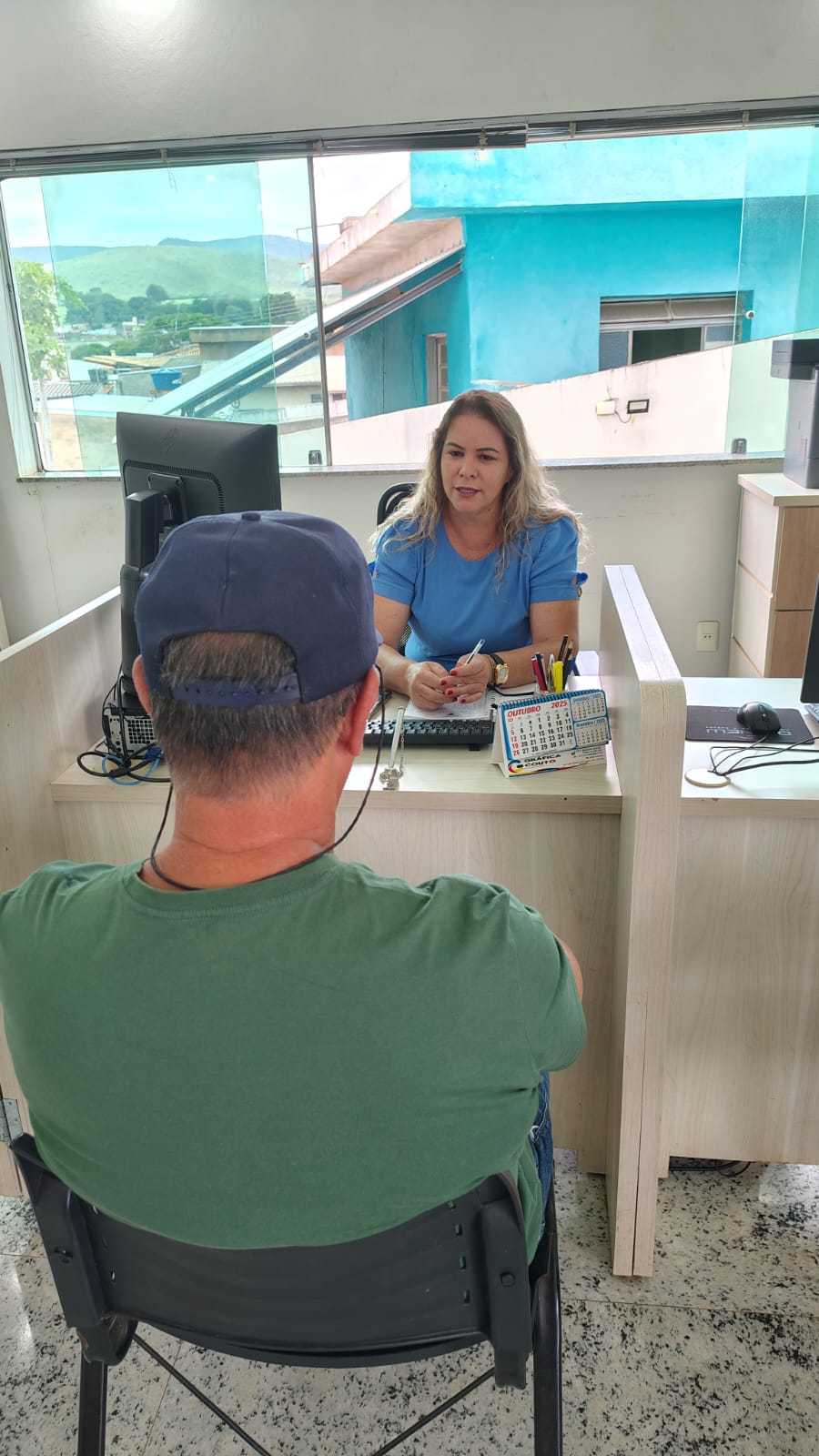 CÂMARA REFORÇA EQUIPE ADMINISTRATIVA COM A CHEGADA DE ROSEMARY AP. SOARES