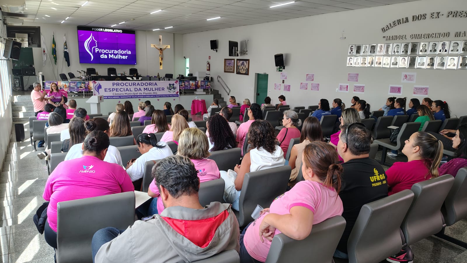 PROCURADORIA DA MULHER PROMOVE GRANDE EVENTO EM ALUSÃO AO OUTUBRO ROSA