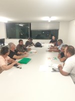 PROJETO RECONSTRUINDO VIDAS APRESENTA SITUAÇÃO FINANCEIRA EM REUNIÃO