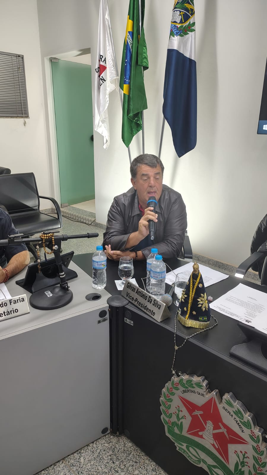 SECRETÁRIOS MUNICIPAIS PARTICIPAM DA 40ª SESSÃO ORDINÁRIA DA CÂMARA E ESCLARECEM DÚVIDAS SOBRE COLETA SELETIVA E DESTINAÇÃO DOS RESÍDUOS SÓLIDOS EM PIUMHI