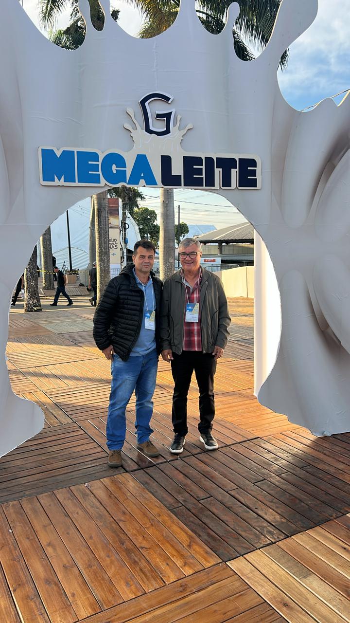 VEREADORES DE PIUMHI PARTICIPAM DA MEGALEITE 2026 EM BELO HORIZONTE