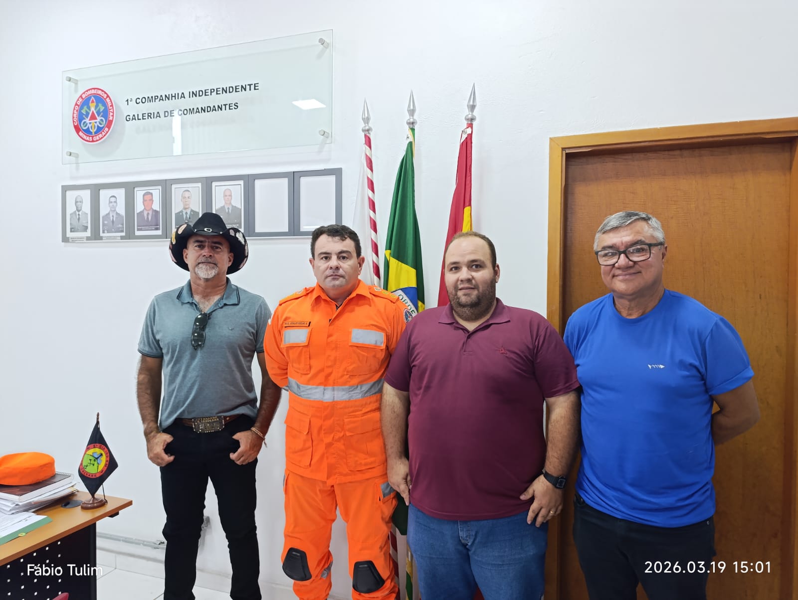 VEREADORES DE PIUMHI REALIZAM AGENDA INSTITUCIONAL NO CORPO DE BOMBEIROS EM POÇOS DE CALDAS