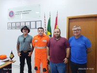 VEREADORES DE PIUMHI REALIZAM AGENDA INSTITUCIONAL NO CORPO DE BOMBEIROS EM POÇOS DE CALDAS